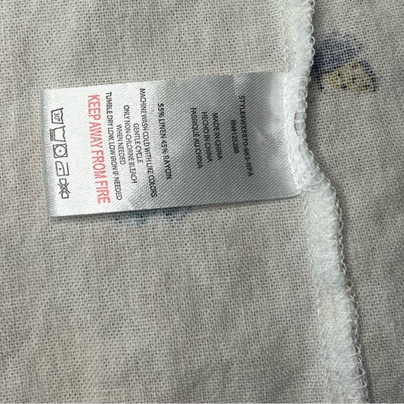 Rae Dunn XS butterfly button down top - Picture 5 of 5